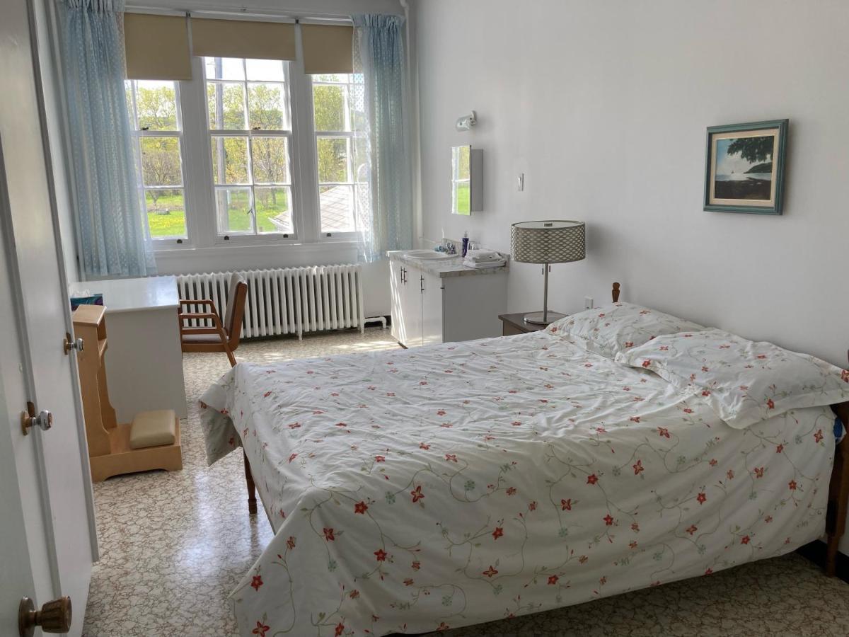Appartamento Le Couvent Sainte Anne-des-Chênes Esterno foto